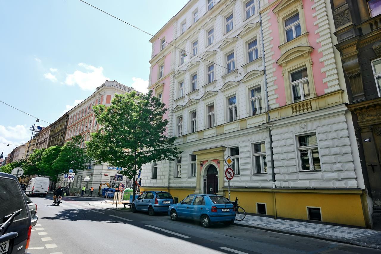 Zborovska Apartamento *